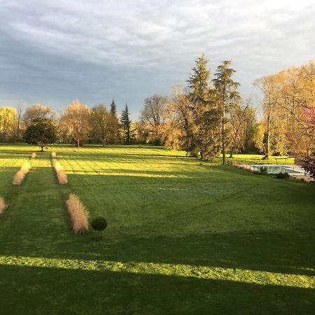 Gite Manzana Au Chateau Lavalade Castelsarrasin Exterior photo